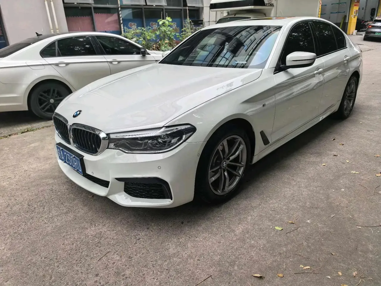 Open image lightbox: BMW 5 Series (Imported) 2020 525i M Sports Suit