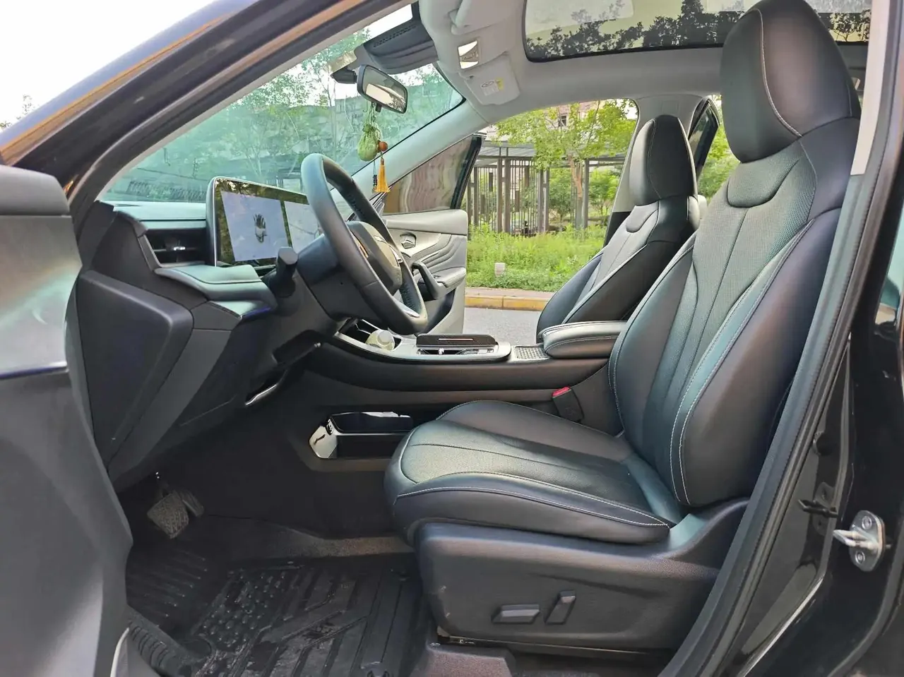 Venucia Big V DD-i Super Hybrid 2023 110km iT Edition 4