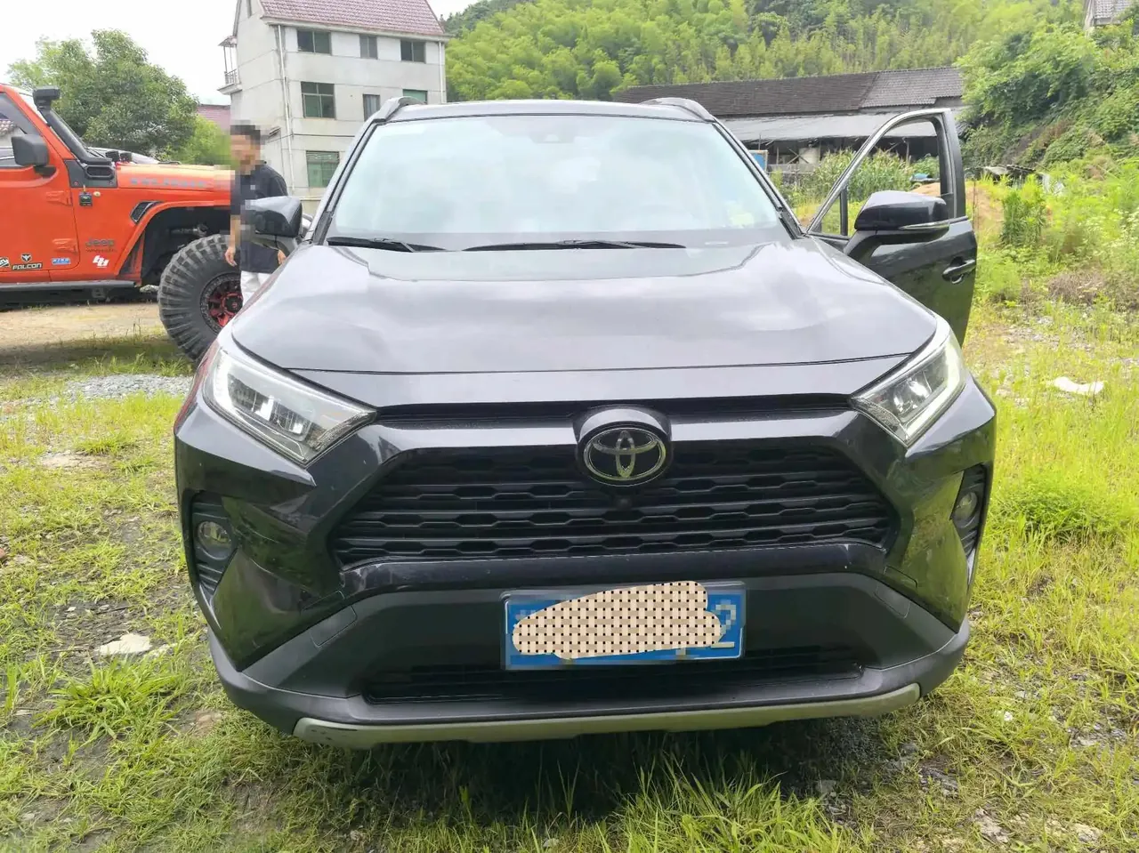 RAV4 Rongfang 2020 2.0L CVT Front-Wheel-Drive Fashion PLUS Edition 2