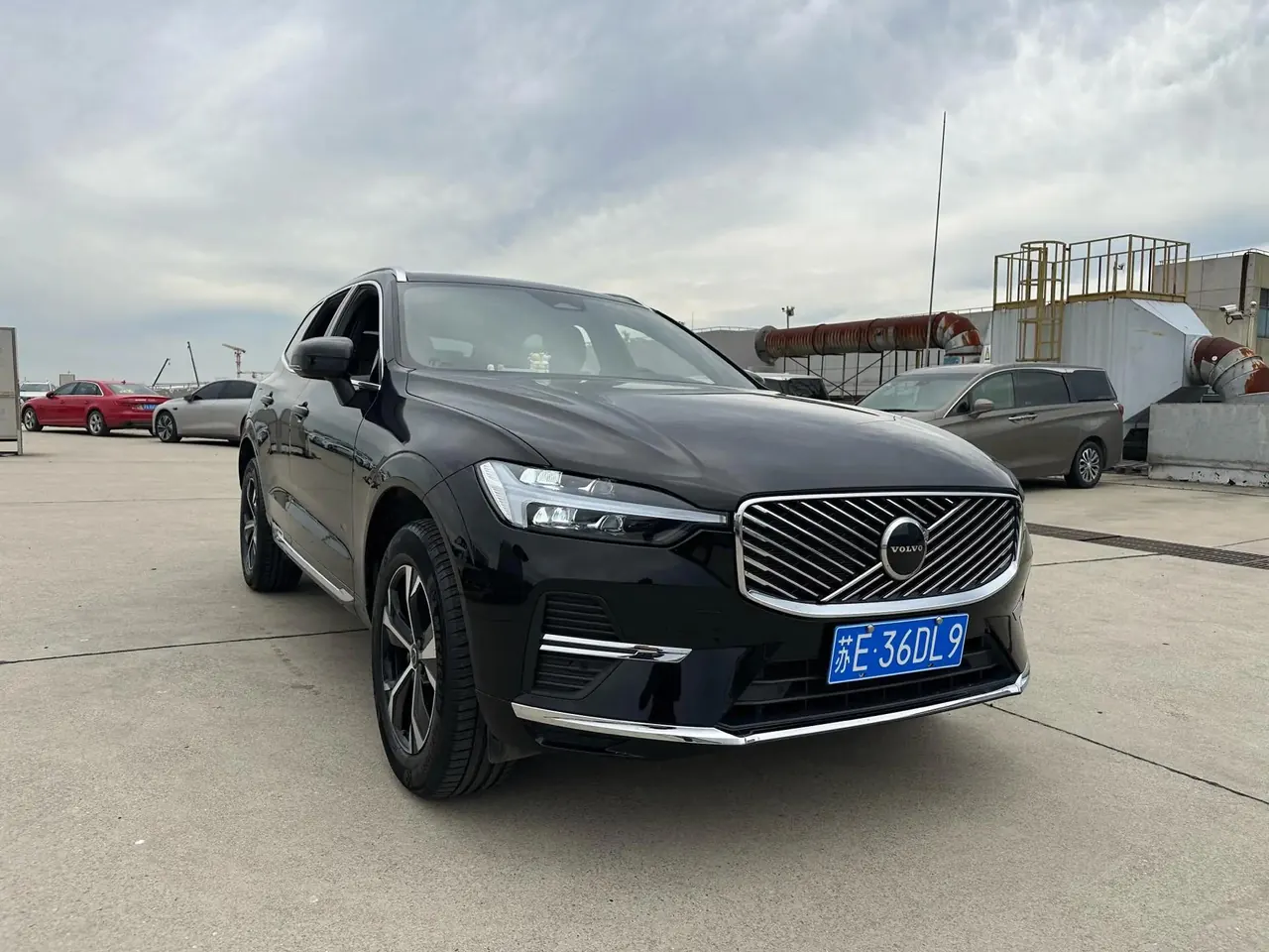 Volvo 2026 XC60 48V 2.0T B5 4-wheel-drive Zhiyi Deluxe Edition Automatic Gear 2