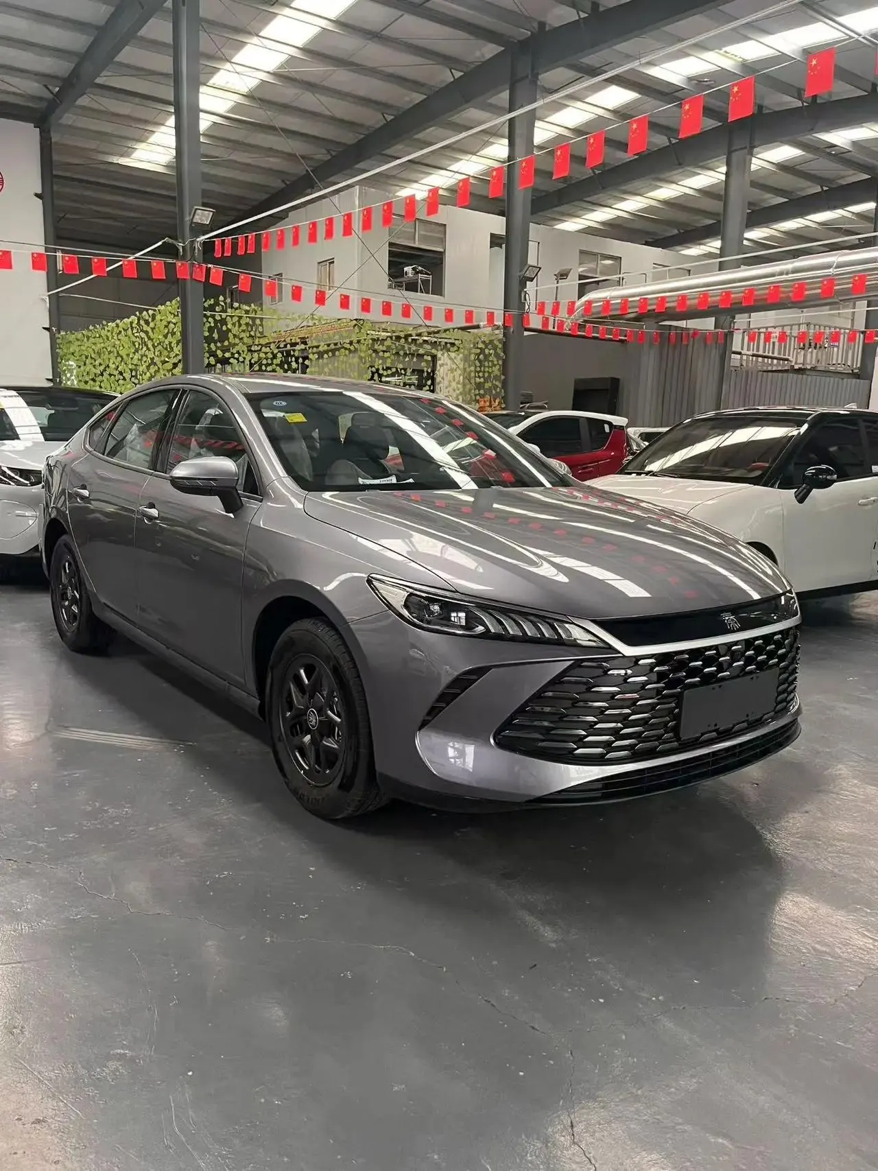 BYD 2025 Qin PLUS DM-i 1.5 CVT Intelligent Drive 55km Flagship Automatic 2