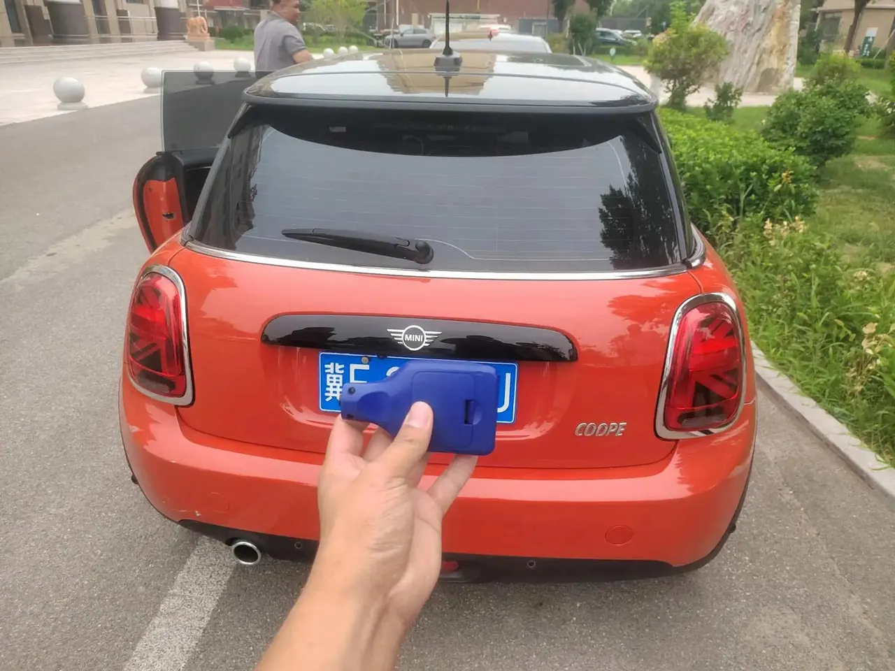 2020 MINI 1.5T Cooper Classic Edition, Three-Door Brilliant Color Version 5