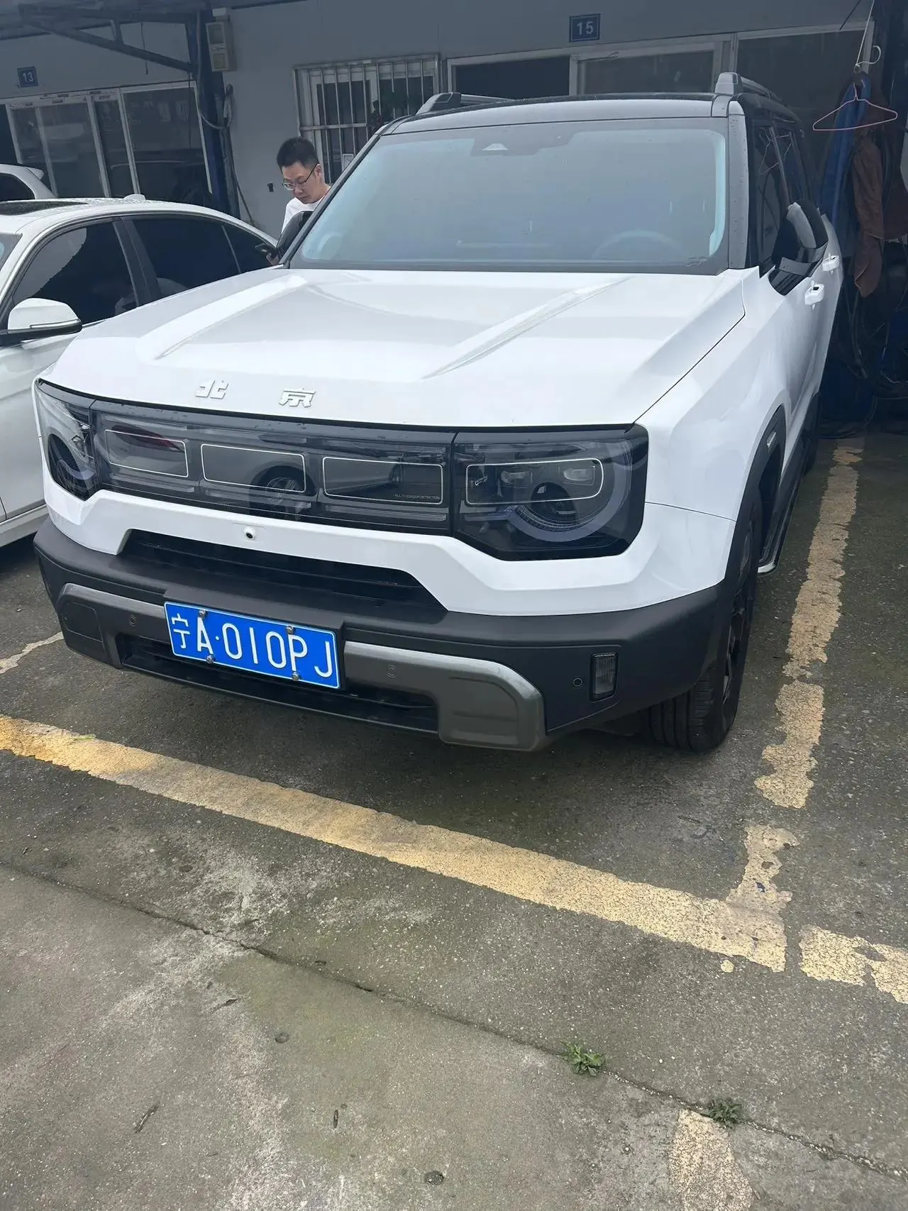 Open image lightbox: Beijing 2024 BJ30 1.5T Magic Nuclear Power Drive Advanced Edition Automatic Gear