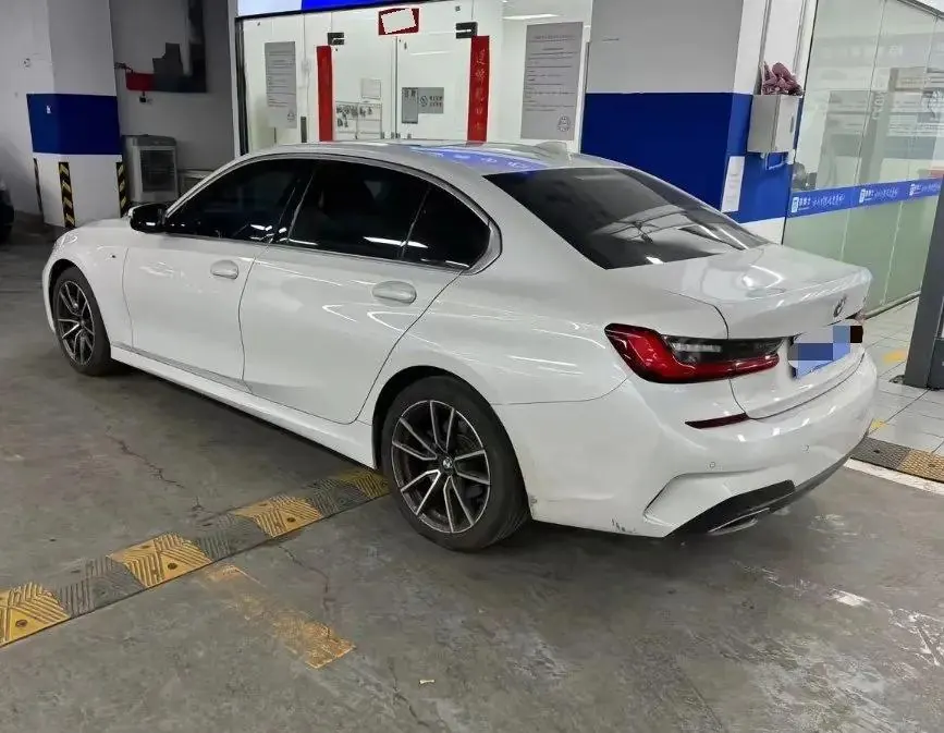 BMW 3 Series 2021 Change 2 320Li M Sports Suit 4