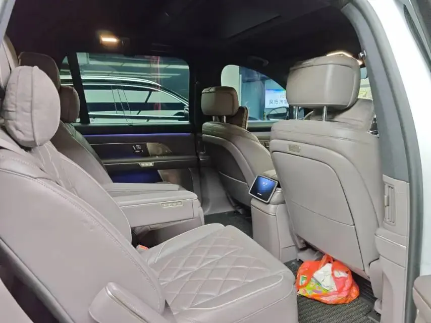 NIO 2026 ES8 6‑Seater Executive Luxury Edition Automatic Transmission 5