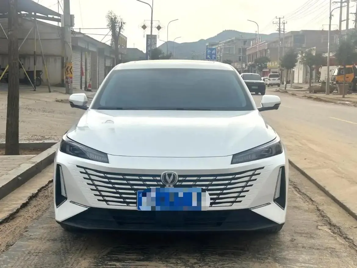 ChangAn 2025 Eado 1.5T Blue Whale 500Bar Prestige Automatic 2