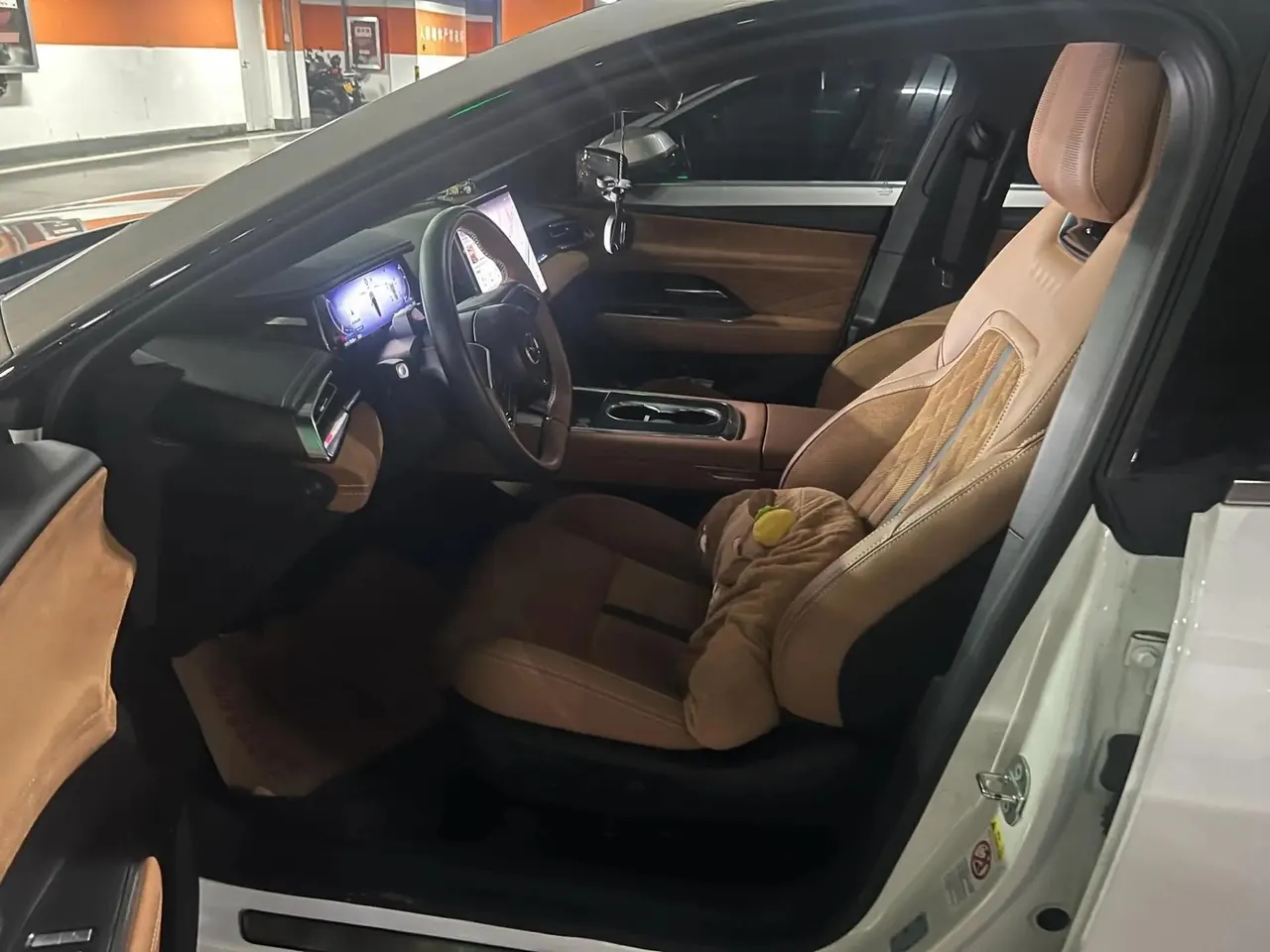 Mazda 2024 EZ-6 200 Smart Edition Automatic Gear 3