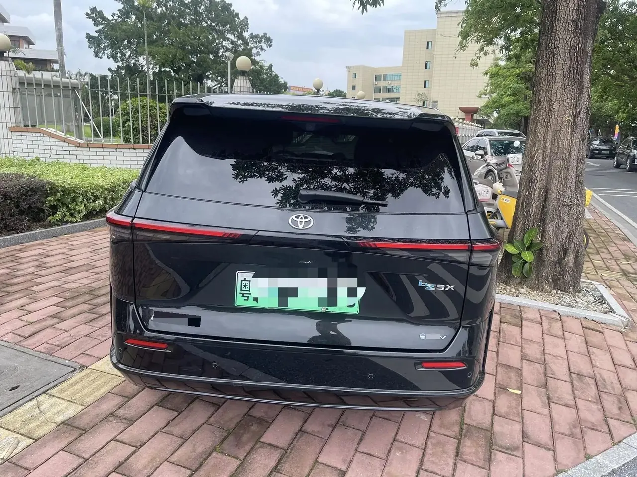 Toyota 2025 Platinum Intelligence 3X 520 Pro Advanced Intelligence Driving Edition Automatic Gear 3
