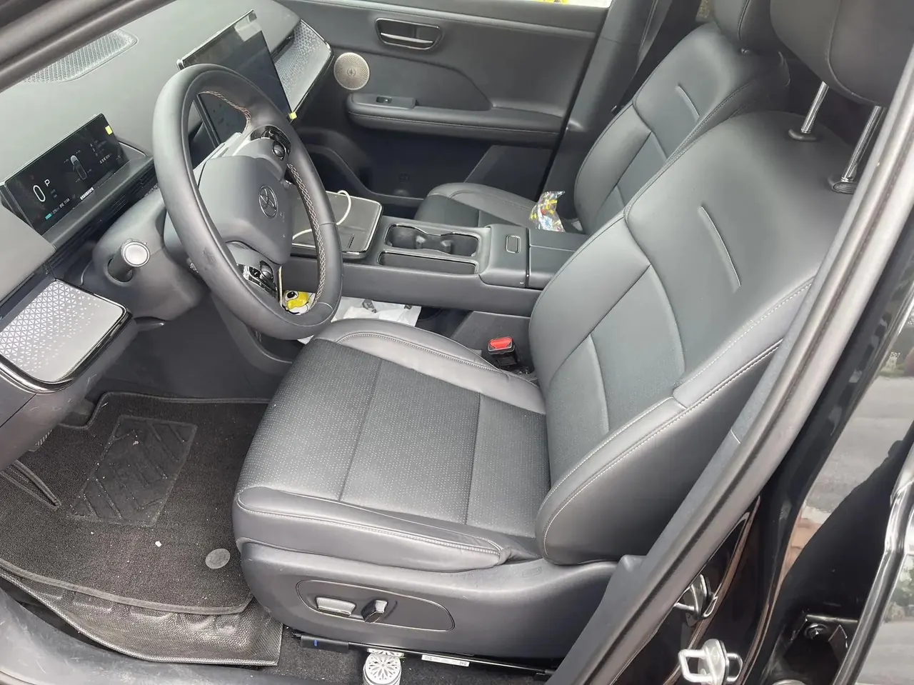 Toyota 2025 Platinum Intelligence 3X 520 Pro Advanced Intelligence Driving Edition Automatic Gear 5