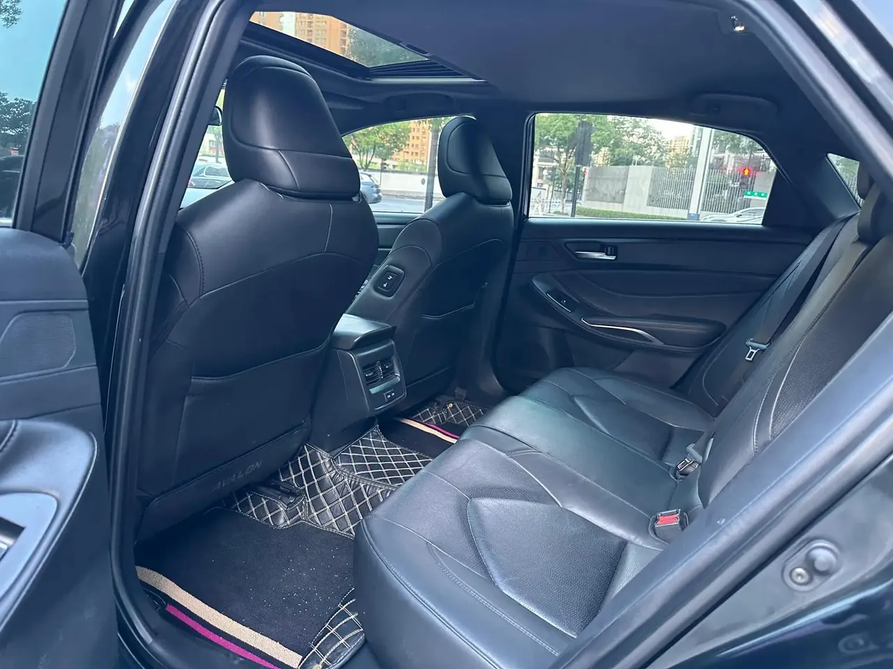 Toyota 2023 Asian Dragon 2.0 CVT Prestige Edition Automatic 5