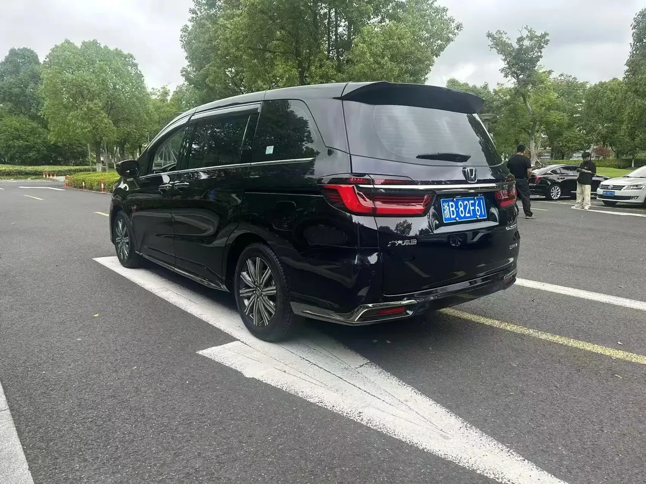 Honda 2024 Odyssey Hybrid 2.0 CVT Elite Touring Automatic 2