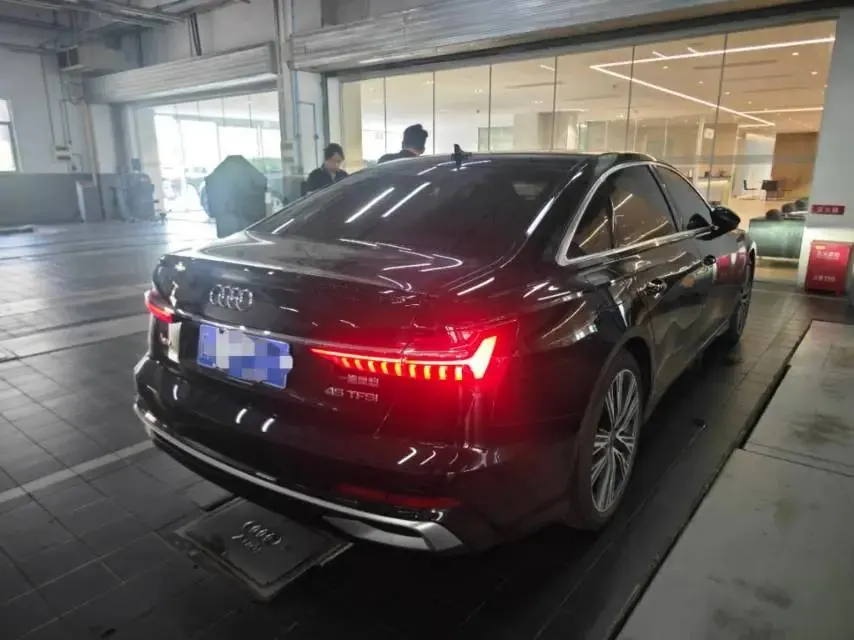 Audi 2024 A6L 2.0TFSI 45TFSI Prestige Dynamic Edition, Automatic 2