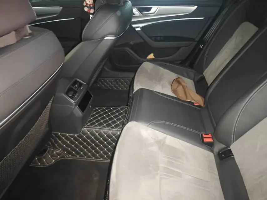 Audi 2024 A6L 2.0TFSI 45TFSI Prestige Dynamic Edition, Automatic 3