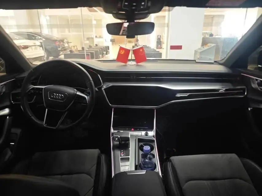 Audi 2024 A6L 2.0TFSI 45TFSI Prestige Dynamic Edition, Automatic 4