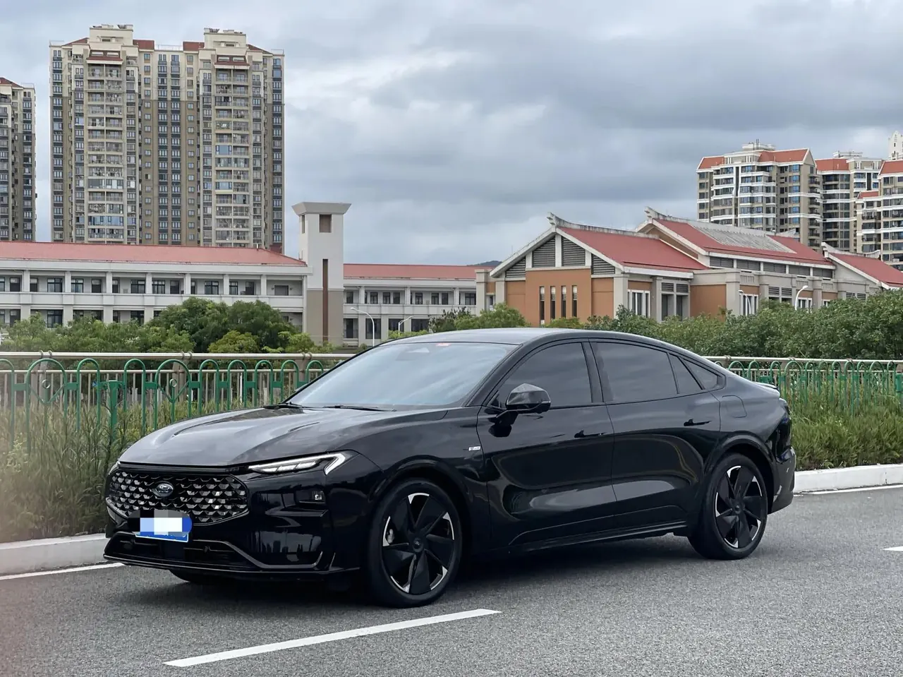 Open image lightbox: Ford 2023 Mondeo 2.0T EcoBoost 245 ST-Line Automatic Gear