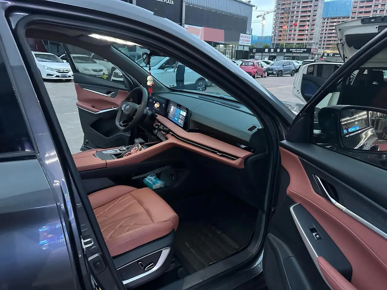 ChangAn 2024 CS75 PLUS 1.5T Champion Edition Smart Driving and Strong Navigation Automatic Gear 5