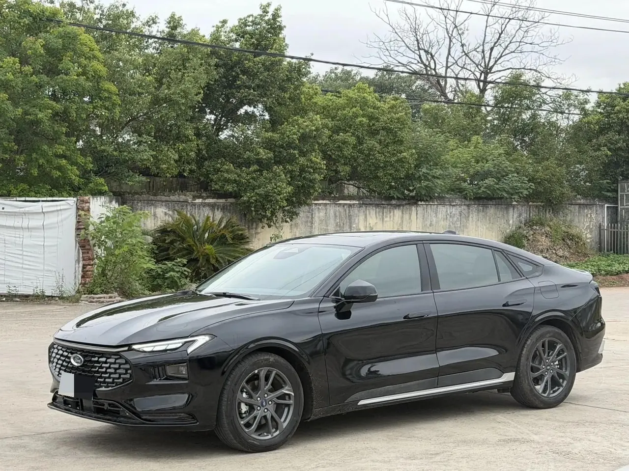 Open image lightbox: Ford 2023 Mondeo 1.5T EcoBoost 180 Luxury Automatic
