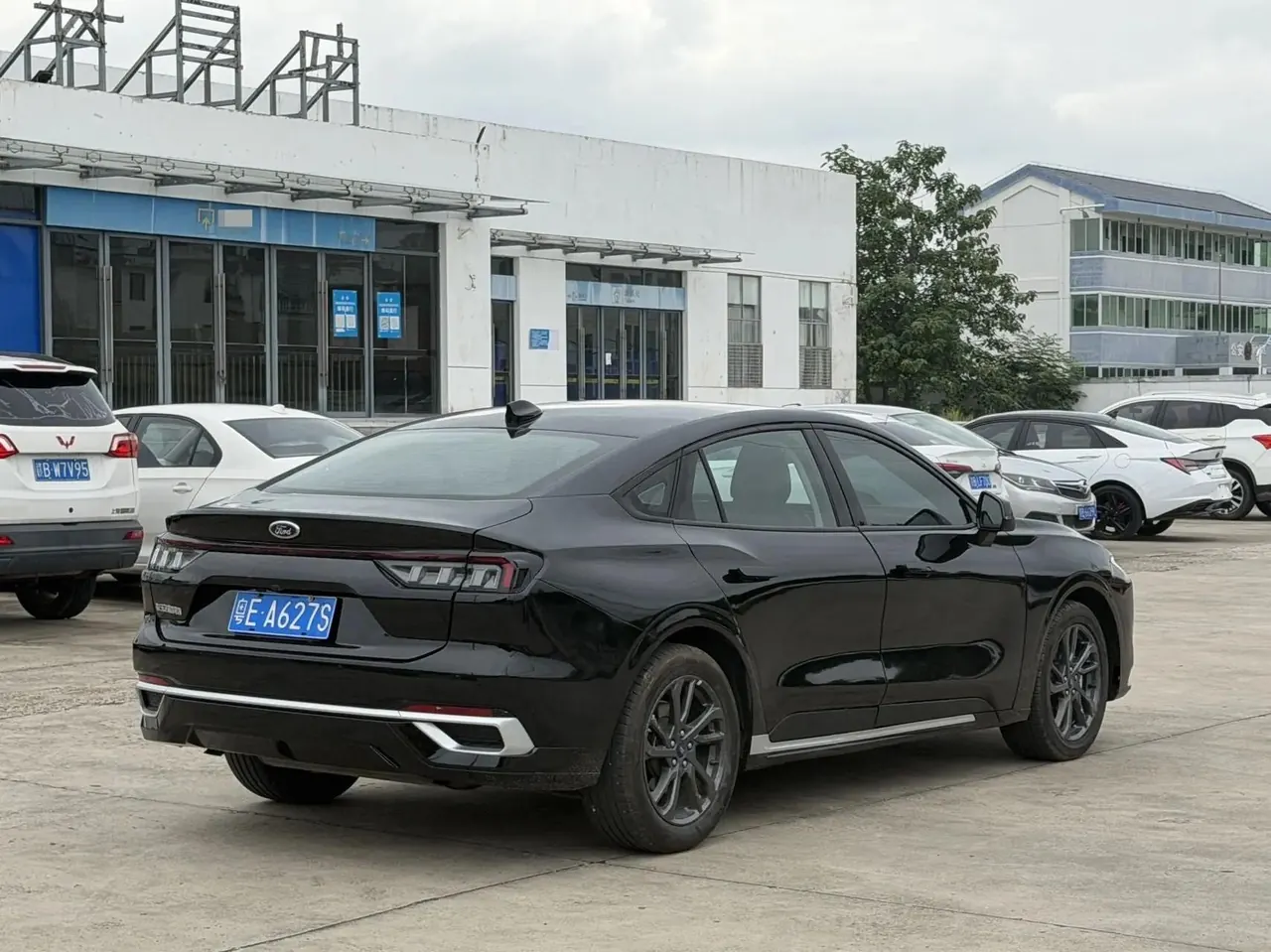 Ford 2023 Mondeo 1.5T EcoBoost 180 Luxury Automatic 5