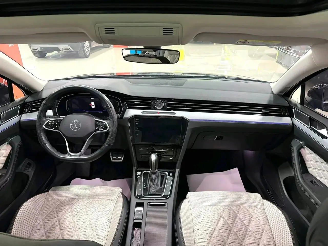 Magotan 2022 330TSI DSG Basic 7
