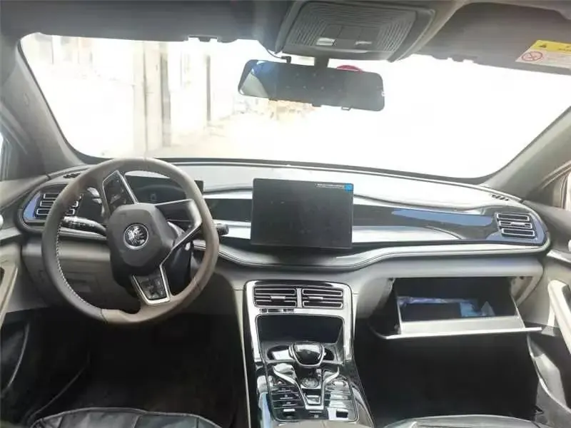 BYD 2024 Qin PLUS DM-i 1.5 CVT Glory Edition 55KM Prestige Automatic 4