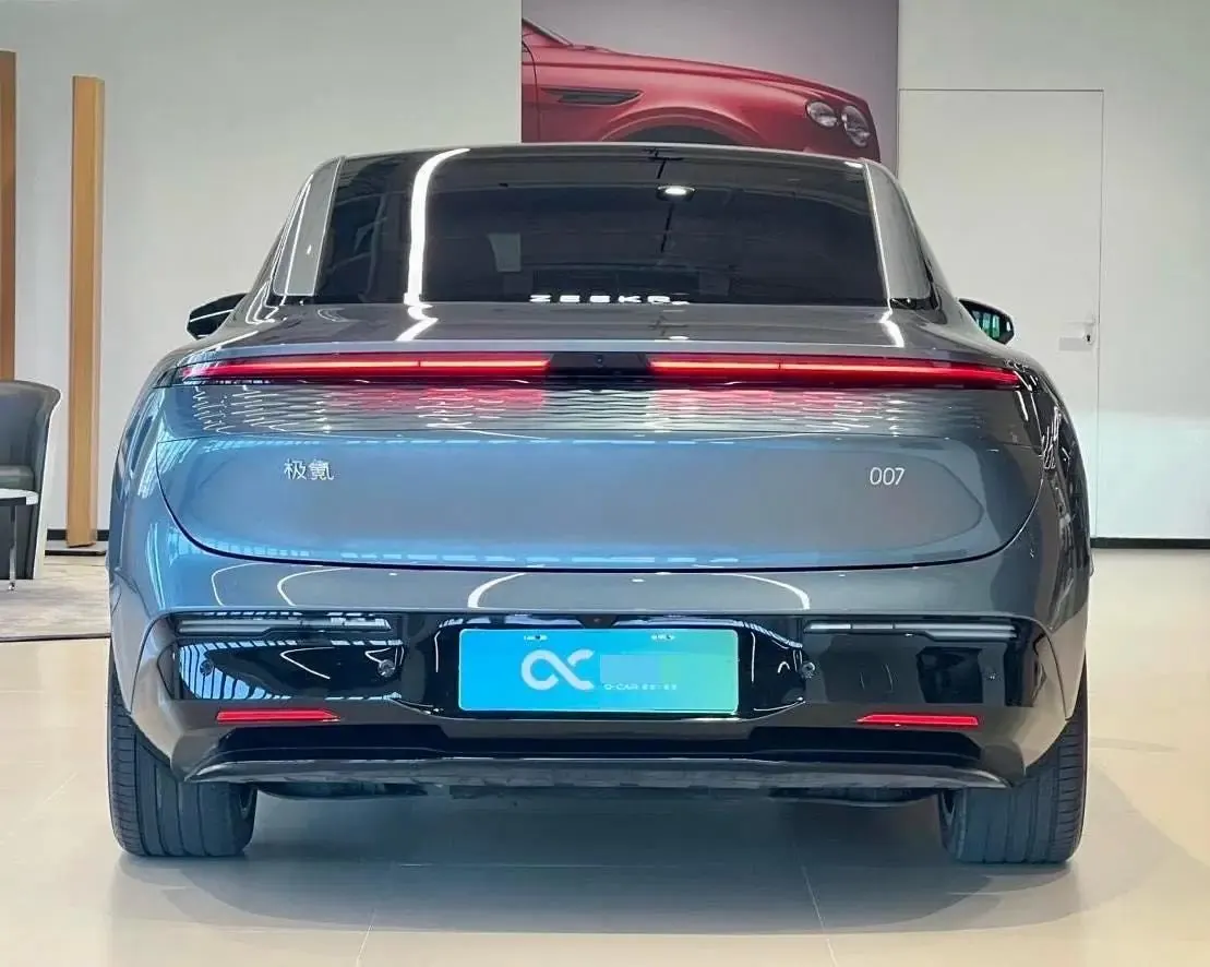 Zeekr 2025 Zeekr 007 Long Endurance Rear Drive Smart Driving Edition 100kWh Automatic Transmission 5
