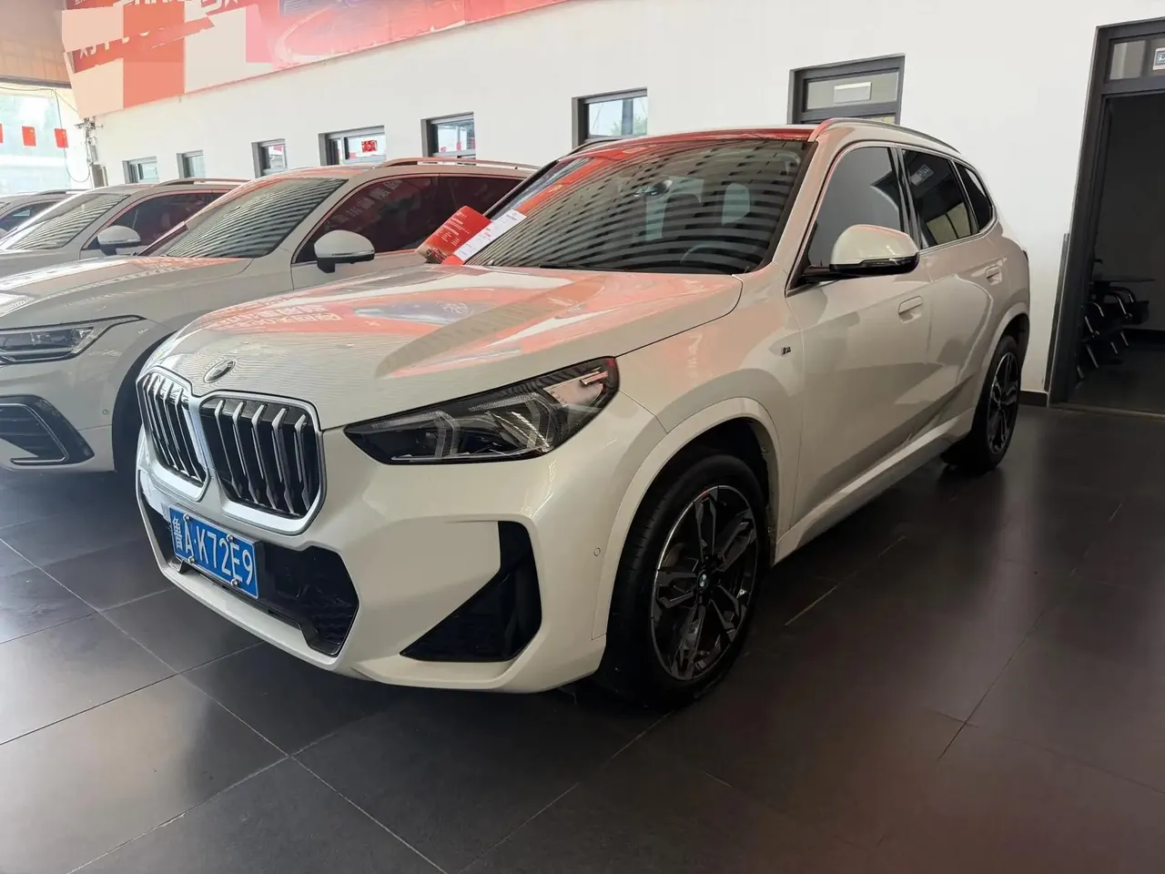 Открыть галерею: BMW 2025 X1 sDrive25Li 2.0T M sports suit automatic gear