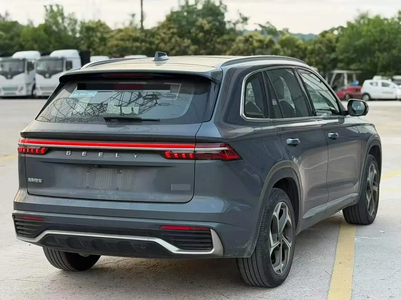 XingyueL (Monjaro) 2024 model, 2.0TD high-power automatic two-wheel-drive Cloud Rising Edition 6