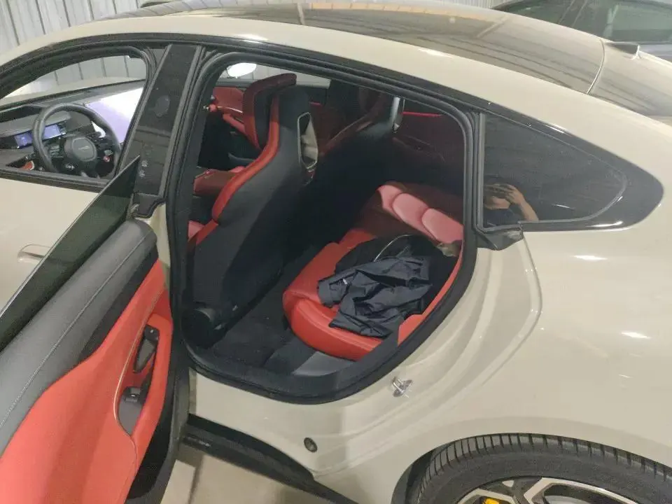 MI SU7 2024 800km 4-wheel drive ultra-long endurance high-end smart driving Max version 6