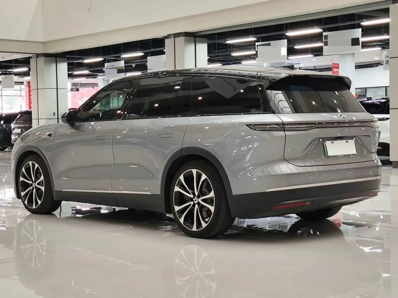 NIO ES8 2024 75kWh Executive Edition 5