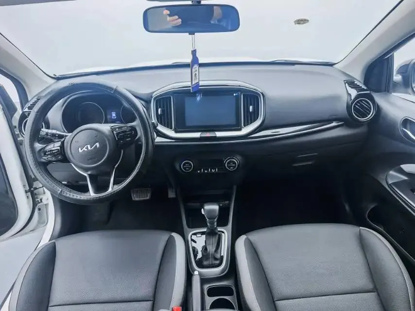 Yi Pao 2021 1.4L CVT Sunroof 3