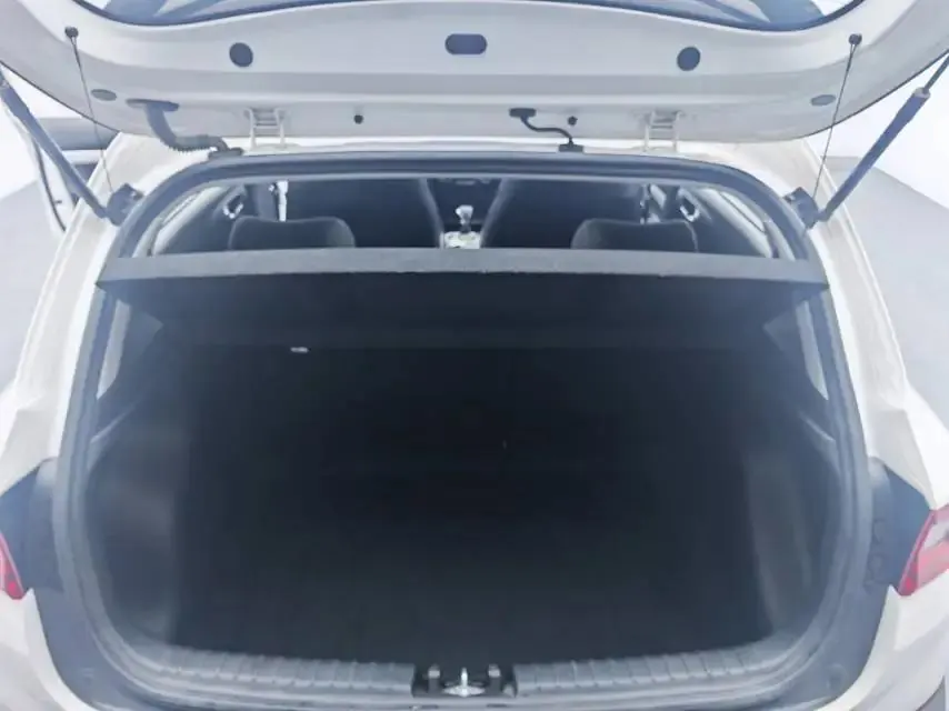 Yi Pao 2021 1.4L CVT Sunroof 6