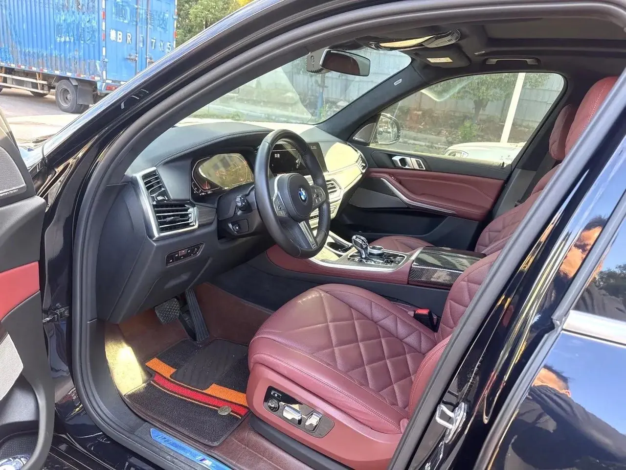 BMW X5 2022 model change xDrive 40Li M sports package 4