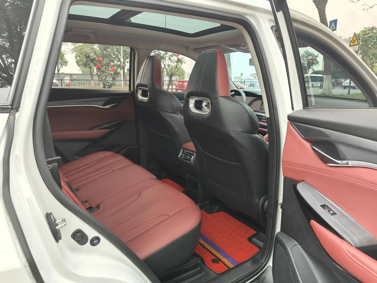 ChangAn CS75 PLUS 2022 Classic 1.5T Auto Pioneer 5