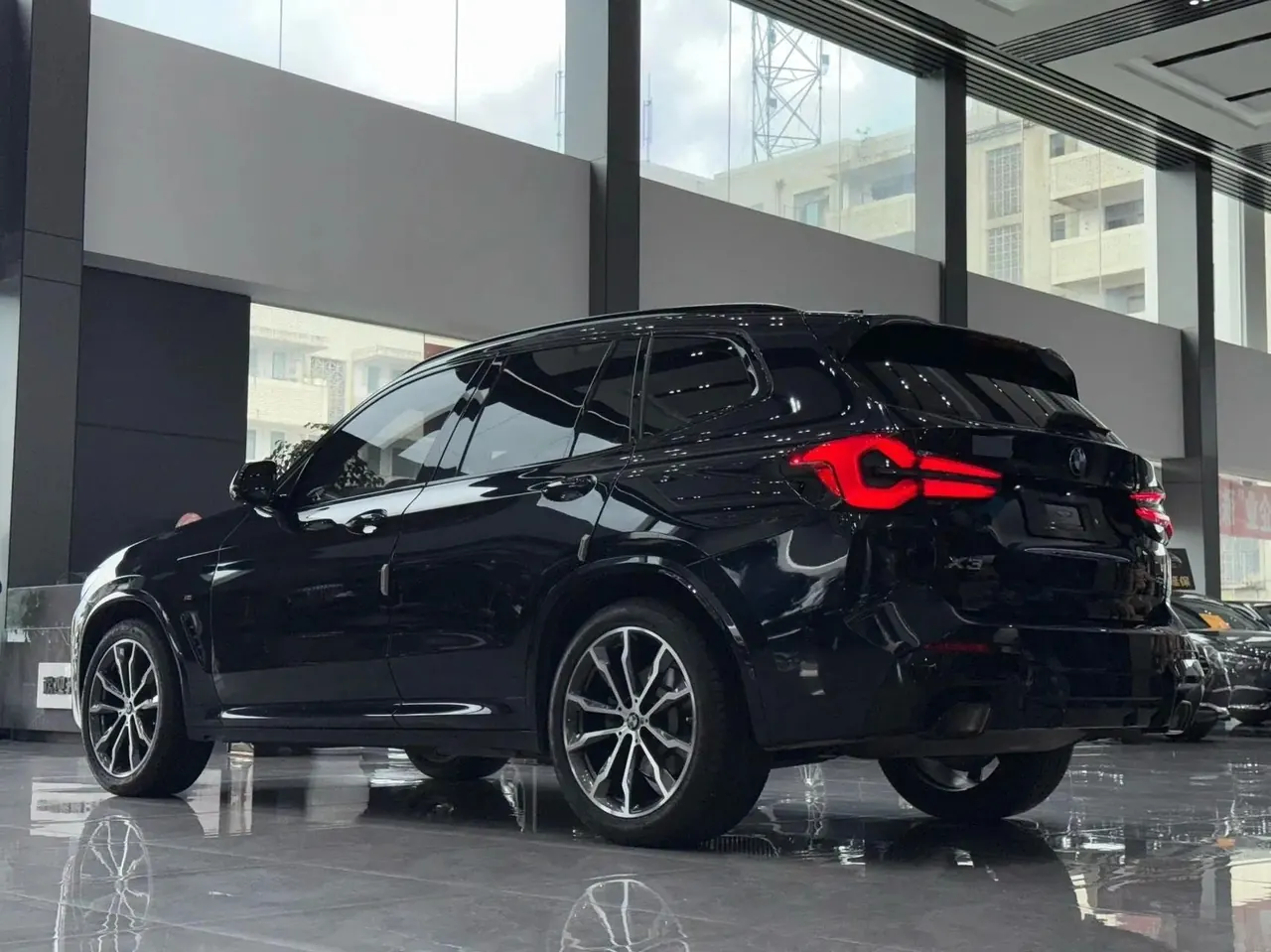 BMW 2023 X3 xDrive30i 2.0T Leading Model M Night Edition (Restyled) Automatic 3