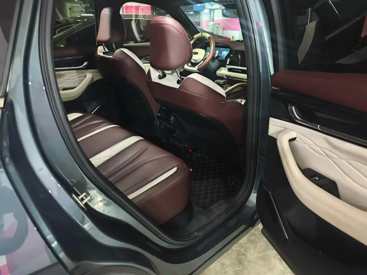 XingyueL (Monjaro) 2021 model 2.0TD DCT EVO two-wheel-drive Intelligent Supreme Edition 6