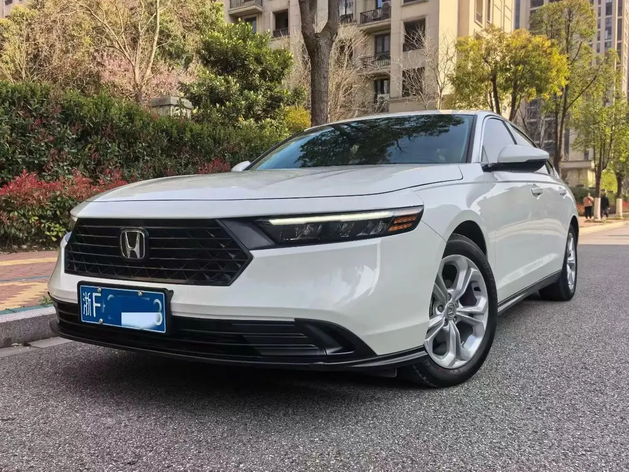 Открыть галерею: Honda 2023 Eleventh-Generation Accord 1.5T CVT 260TURBO Intelligent Edition Automatic Transmission