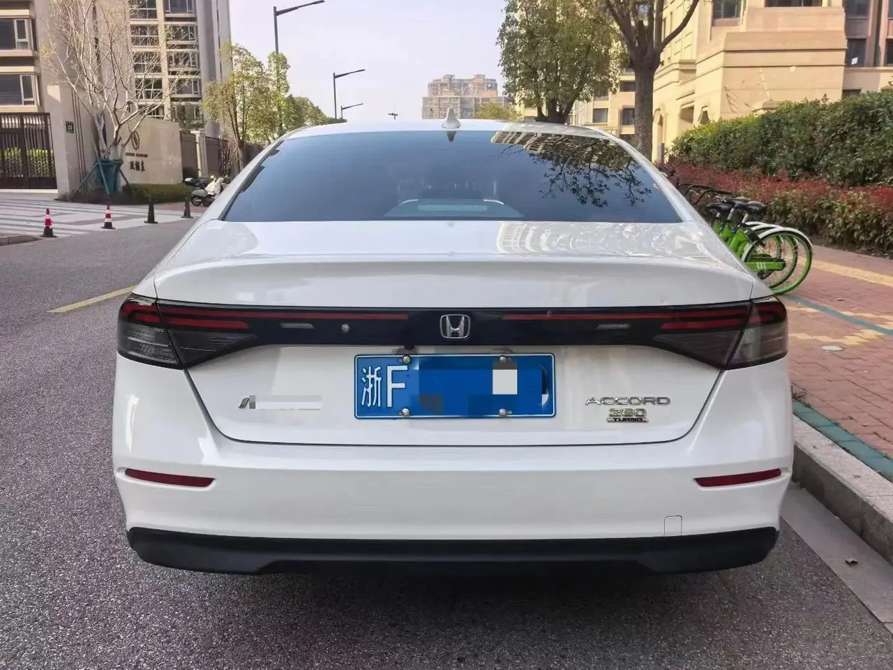 Honda 2023 Eleventh-Generation Accord 1.5T CVT 260TURBO Intelligent Edition Automatic Transmission 4