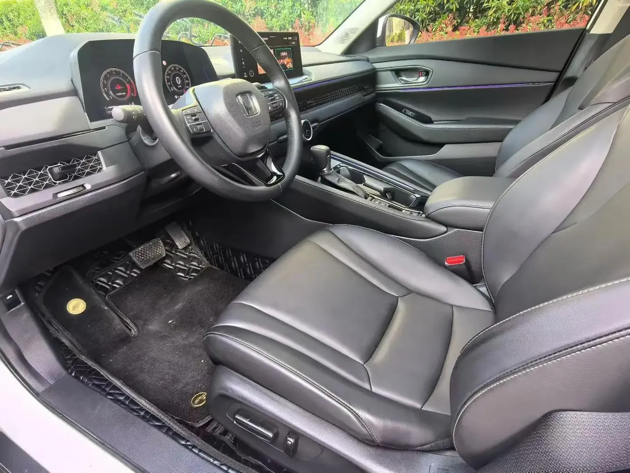 Honda 2023 Eleventh-Generation Accord 1.5T CVT 260TURBO Intelligent Edition Automatic Transmission 5