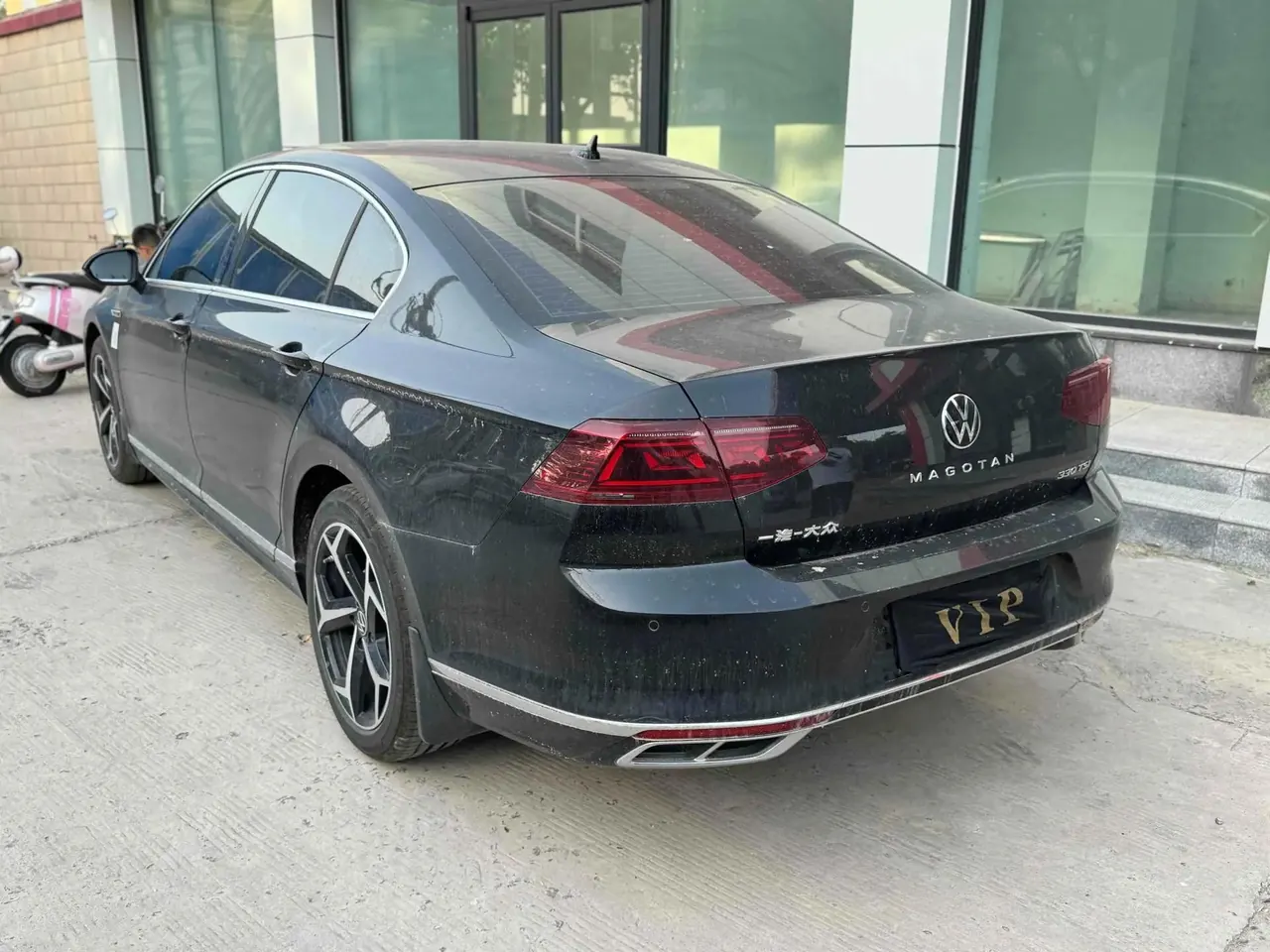 Magotan 2022 330TSI DSG Basic 6