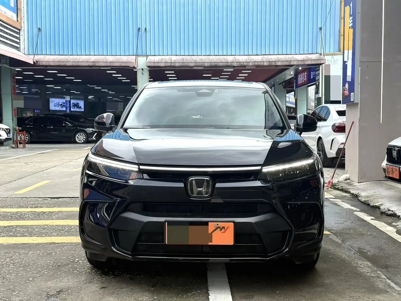 Honda 2023 BREEZE 1.5T CVT 240TURBO Two-Wheel Drive Luxury PRO 7-Seater Automatic 2