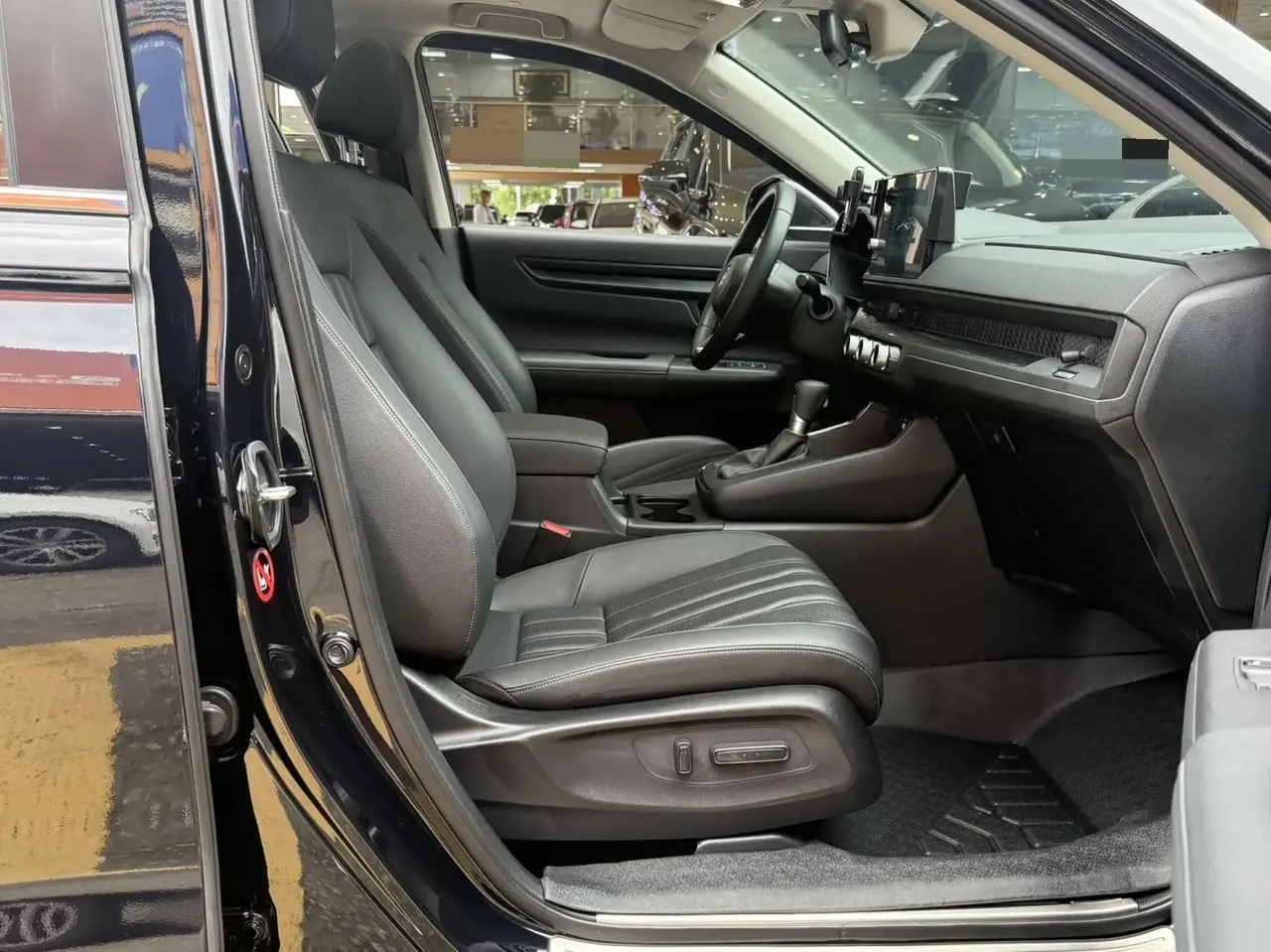 Honda 2023 BREEZE 1.5T CVT 240TURBO Two-Wheel Drive Luxury PRO 7-Seater Automatic 4