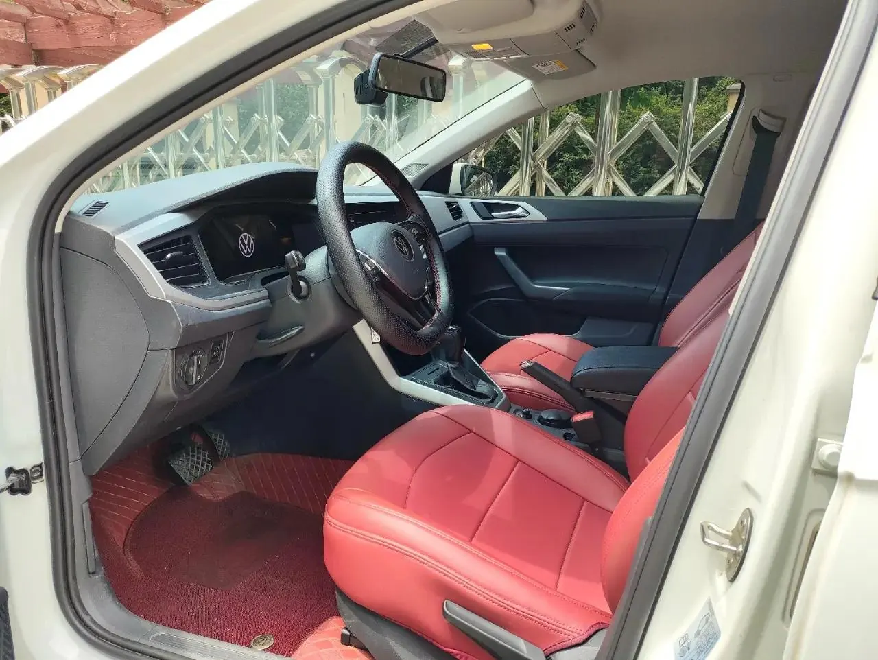 Volkswagen 2023 POLO Plus 1.5 Joyful Edition (facelift) Automatic 5