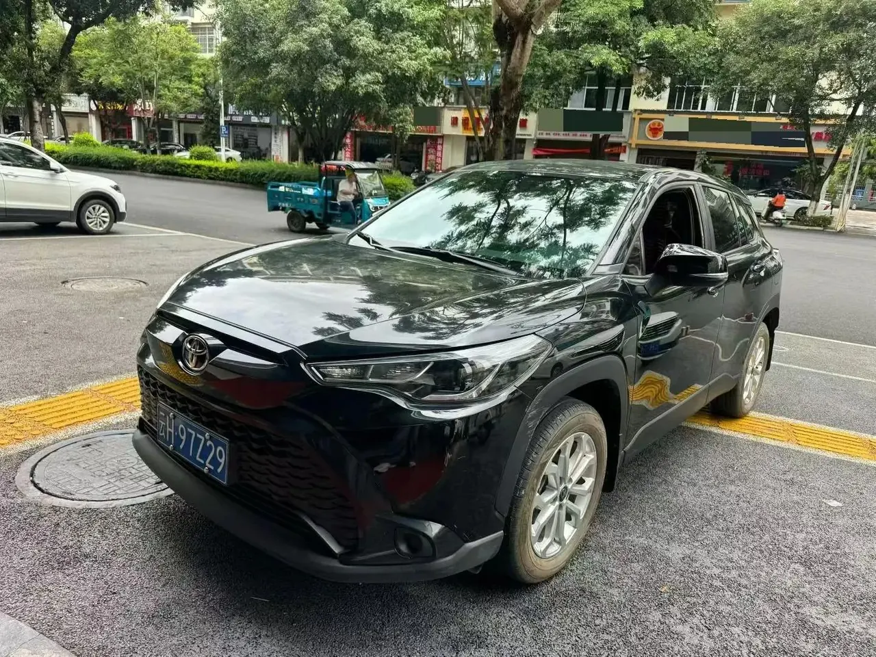 Open image lightbox: Toyota 2024 Front Landa 2.0 Stepless Elite Edition Automatic Gear