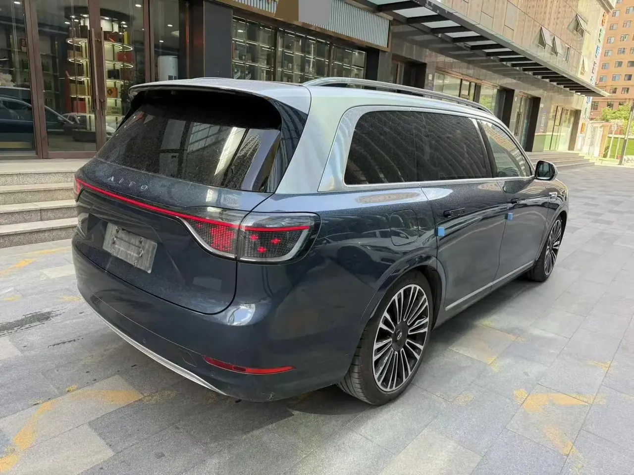 AITO M9 2024 extended range Ultra version 42kWh 2