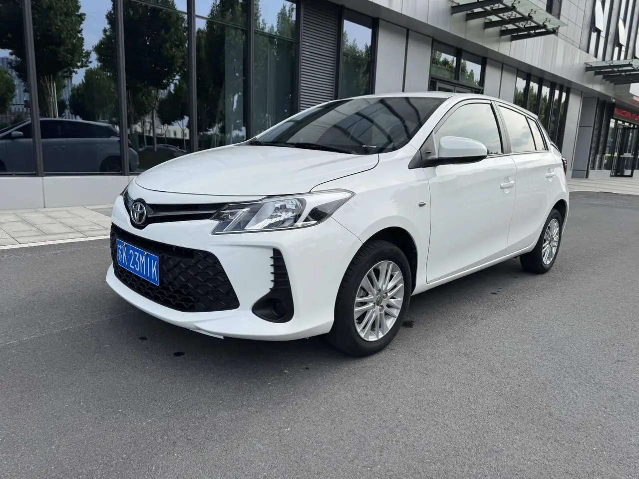 Open image lightbox: Vios FS 2021 1.5L CVT Fashion Edition