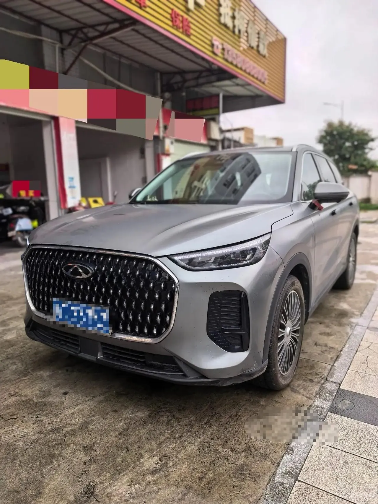 Open image lightbox: Chery 2024 Ruihu 8 L 2.0T Two-Drive Deluxe Edition 5-seat Automatic Gear
