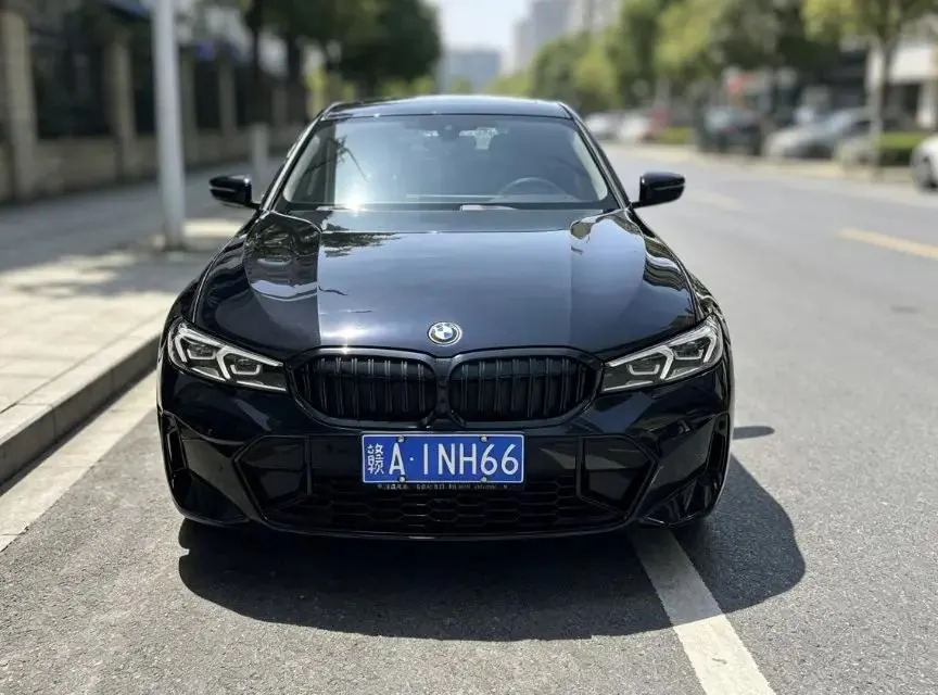 BMW 3 Series 2023 model 320Li M Sport Package 2