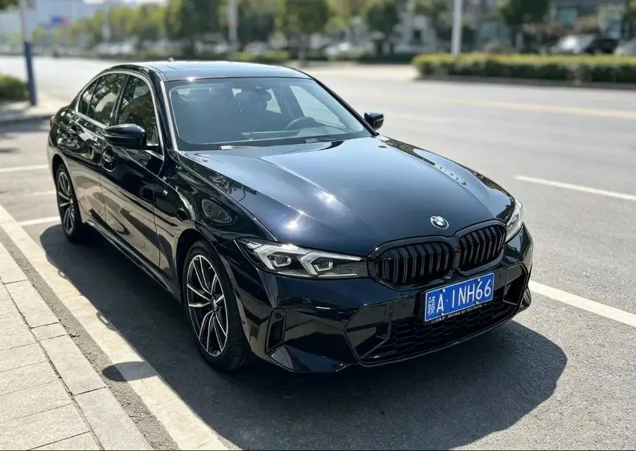 BMW 3 Series 2023 model 320Li M Sport Package 3