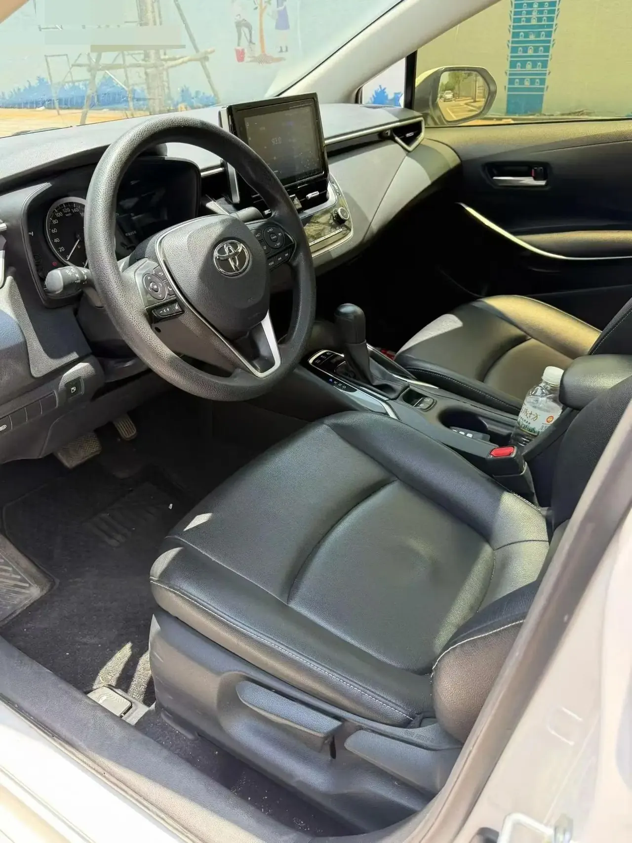 Corolla 2022 Double Engine 1.8L E-CVT Pioneer Edition 4