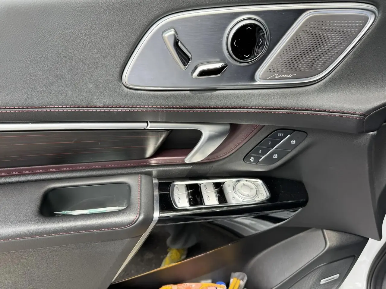 Century 2023 2.0T Six-seat World Edition 5